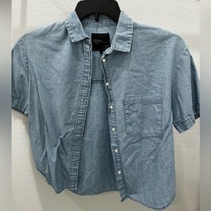 Zara trafaluc denim cropped short sleeve button up